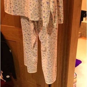 SUPER SOFT 2 PIECE PAJAMA SET SZ /Lg